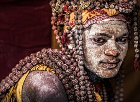 otshelniki-lyudoedy-aghori_11