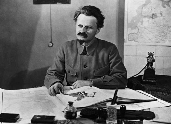 Лев Троцкий