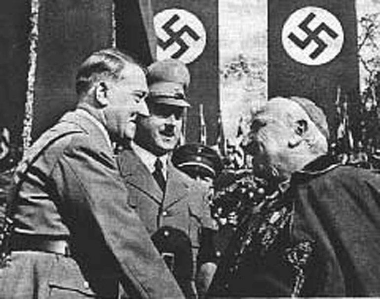 pope-pius-meets-hitler